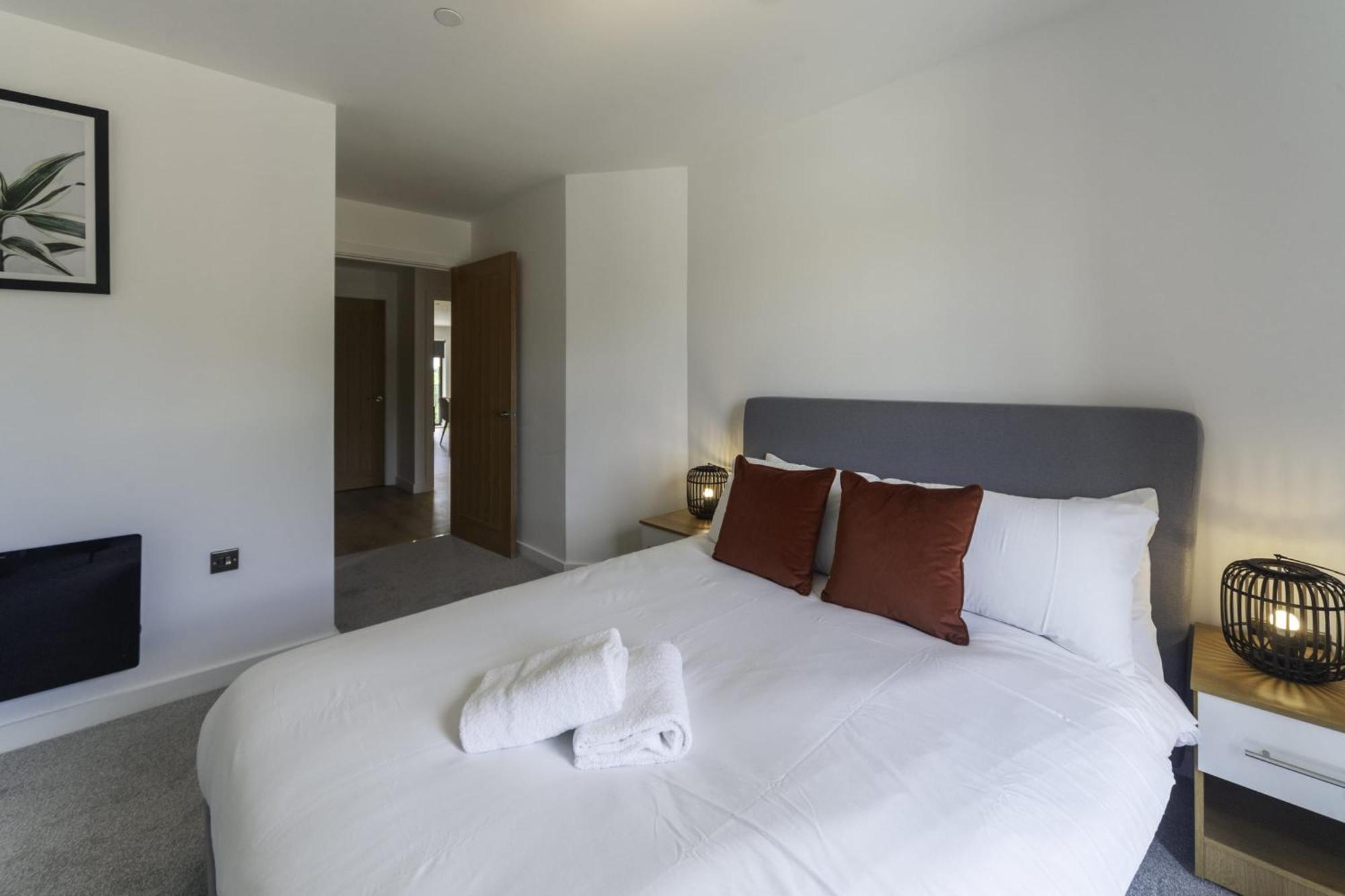 Lovely 2 Bedroom Apartment In Central Ashford Ashford  Exterior foto